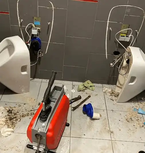 Proč se ucpává odpad a jak tomu předejít